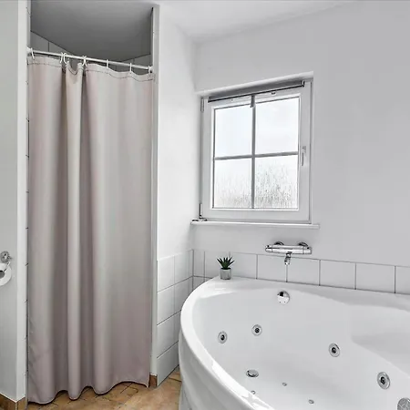 Fy211-brenderup-fyn-strandgardsvej-193 בית נופש