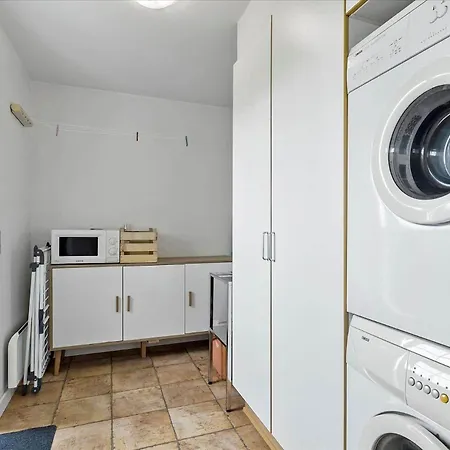 Fy211-brenderup-fyn-strandgardsvej-193 * Bro (Funen)